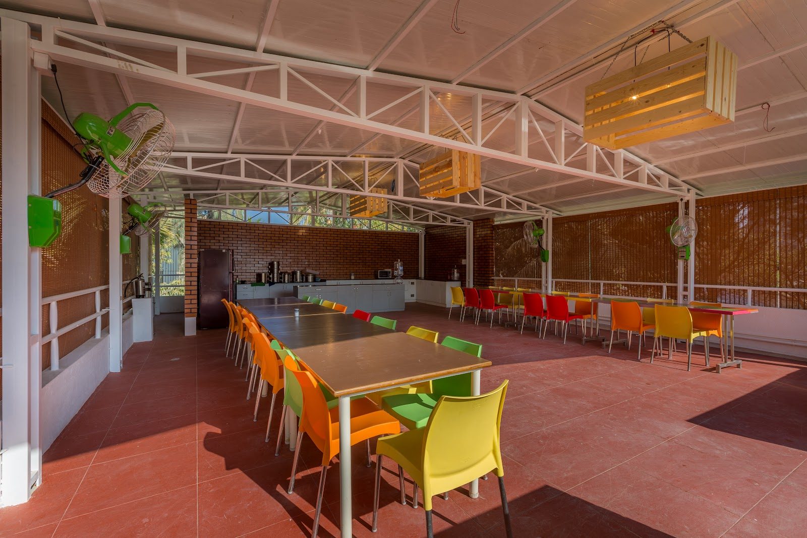 Rooftop dining hall 